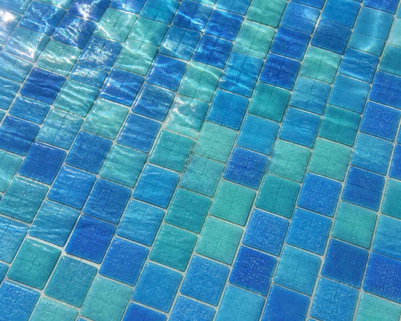 les techniques essentielles pour poser de la mosaïque dans une piscine et obtenir un résultat durable et esthétique.